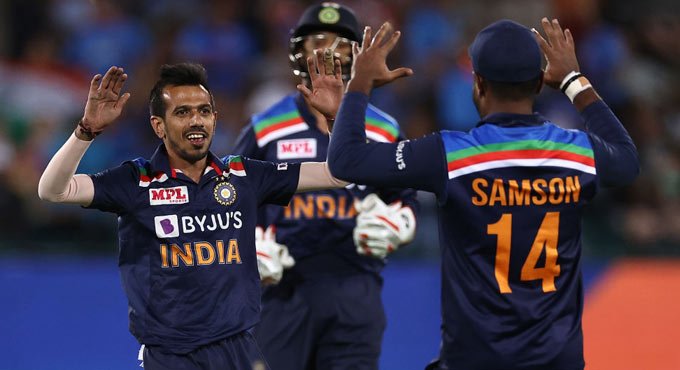 ‘Concussion Sub’ Chahal trumps Australia, India win first T20 by 11 runs