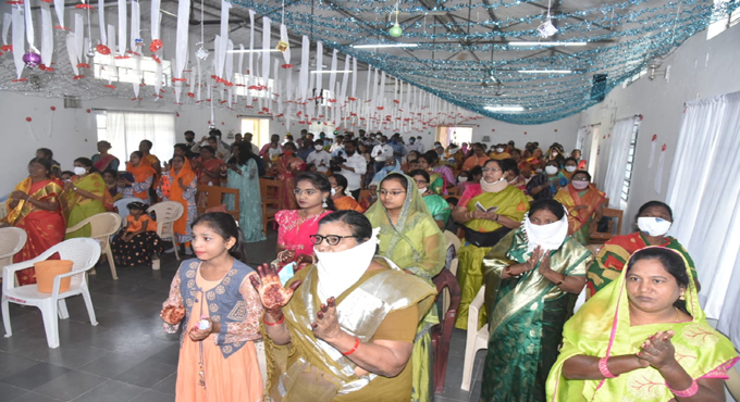 Christmas celebrated with religious fervor in Adilabad