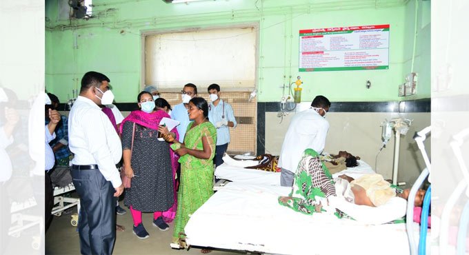 Truck rams Christmas choristers in Andhra Pradesh, 4 dead