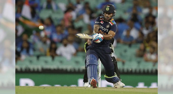 India beat Australia by 6 wickets in 2nd T20I, clinch series
