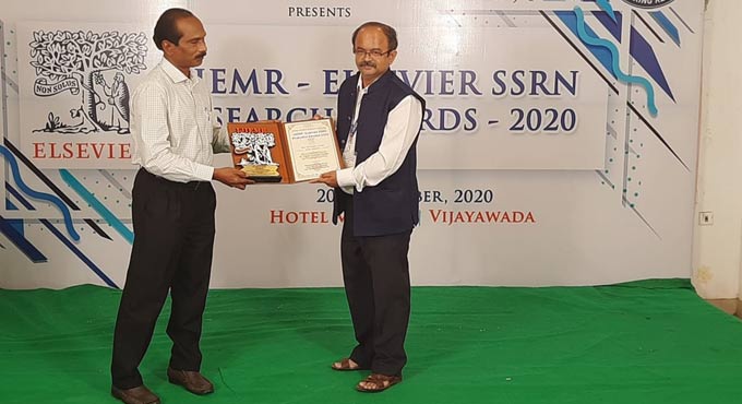 Karimnagar: KITS prof gets best reviewer award
