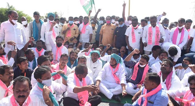 Indrakaran Reddy lashes out at Centre over new farm laws