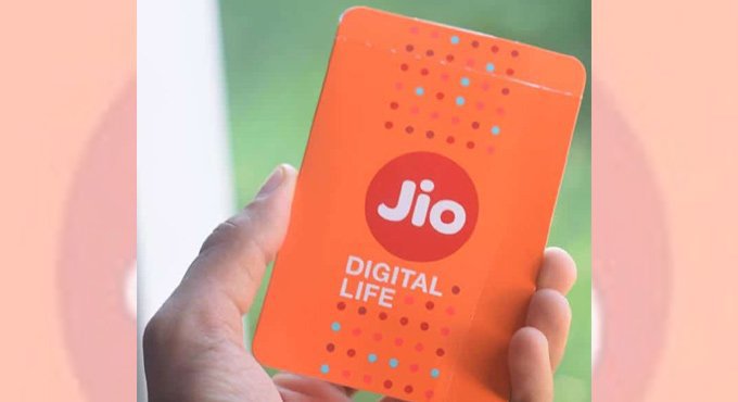 Free domestic voice calls from Jio to other networks from Jan 1