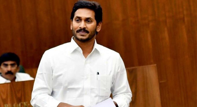 Jagan ridicules Chandrababu