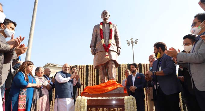 Amit Shah unveils Arun Jaitley’s statue at DDCA premises