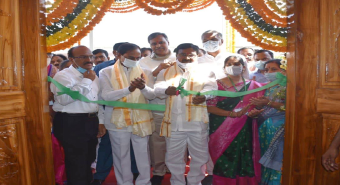Siddipet: CM KCR involves all accompanying Ministers in inaugurals