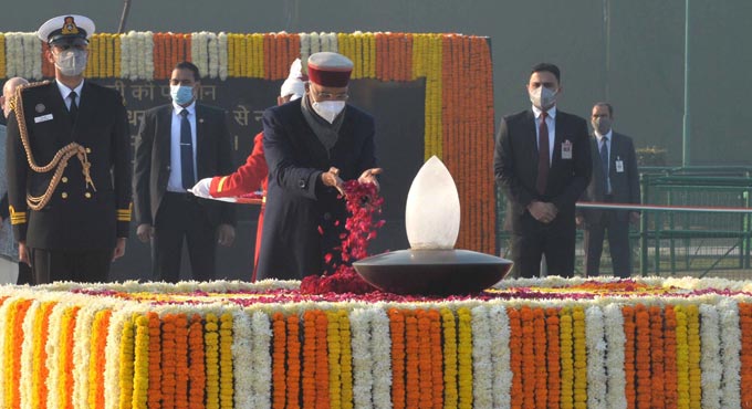 Prez, Vice-Prez, PM pay rich tribute to Vajpayee on birth anniversary