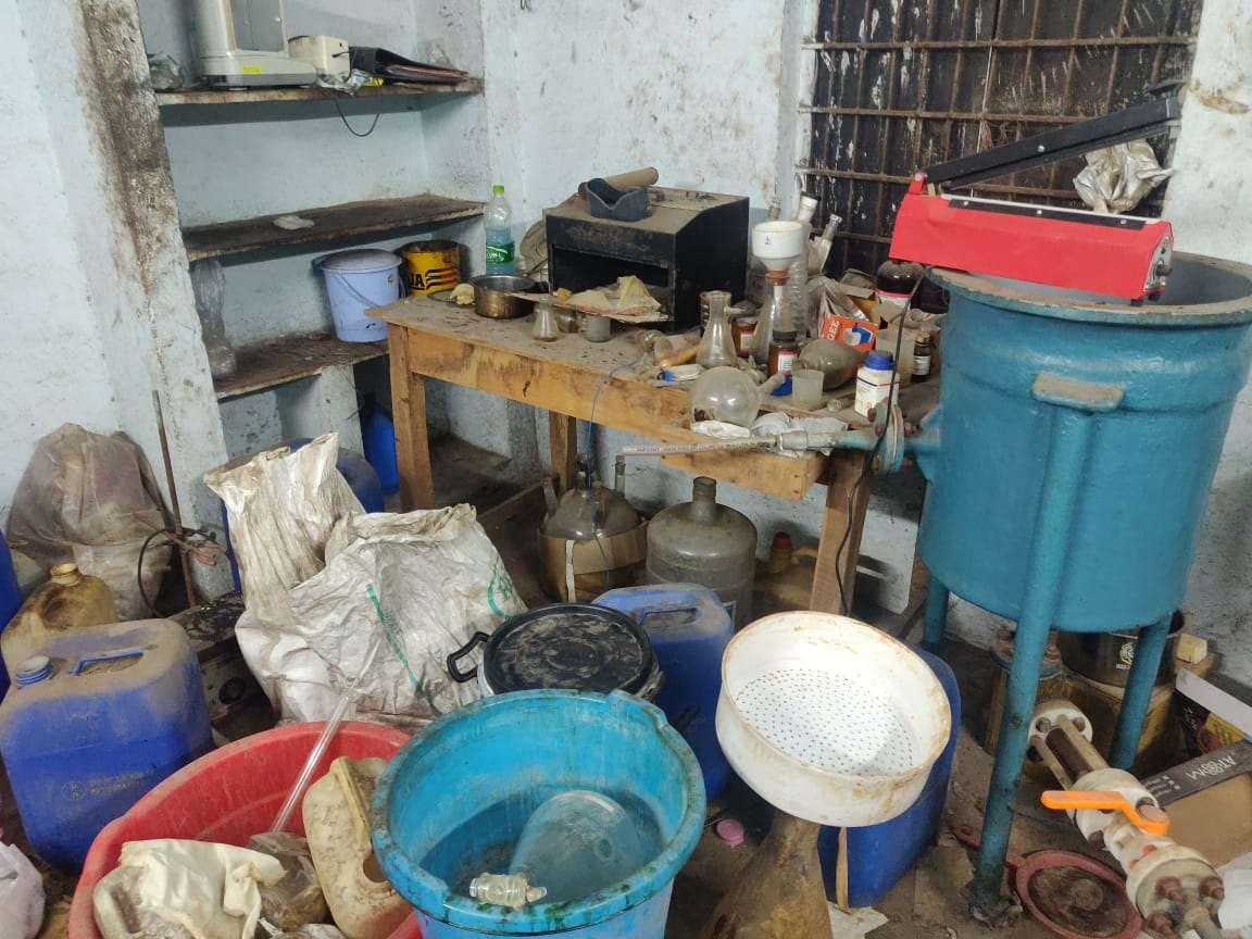 Breaking Bad: Two arrested for possessing Mephedrone