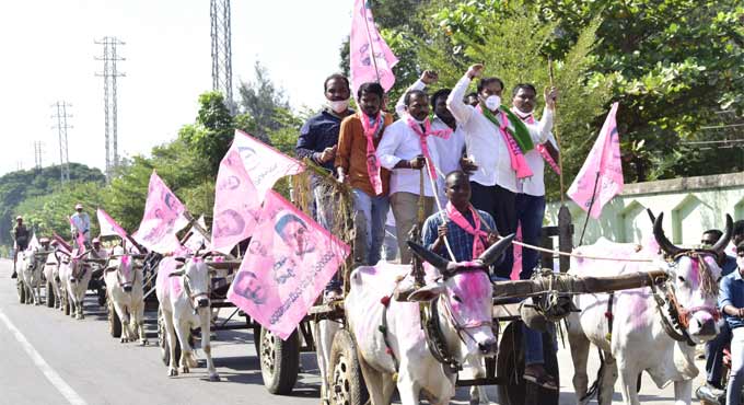 Bullock cart rally in Warangal in support of Bharat bandh