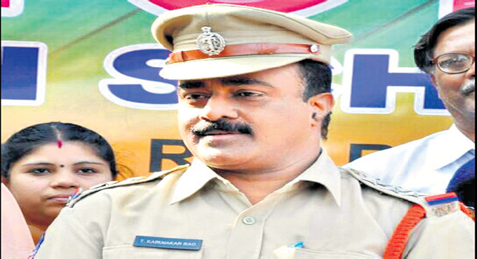 This Ramagundam cop surprises with whistles