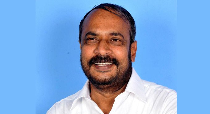 Karnataka Legislative Council deputy chairman found dead on rail track