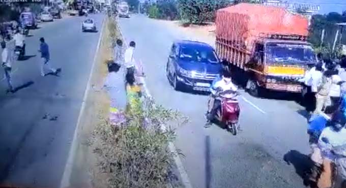 Five killed in freak twin accident in Siddipet