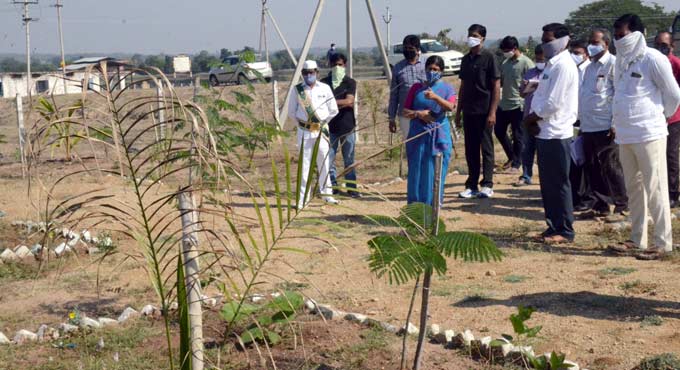 Expedite Rythu Vedika works, officials told