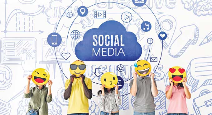 Faking Happiness on Social Media