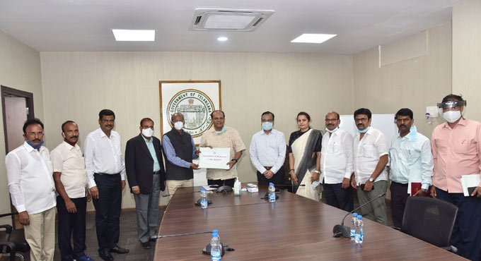 Salary hikes: PRC chairman submits first report to CS Somesh Kumar