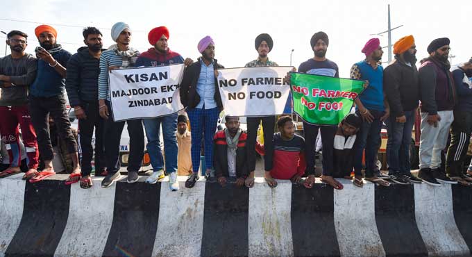 Farmers urge citizens to skip one meal on Kisan Diwas