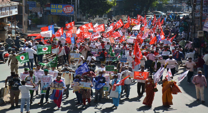 Bharat Bandh successful in old city of Hyderabad