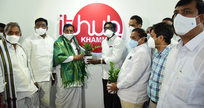 IT Hub, a boon for local youth: Niranjan Reddy