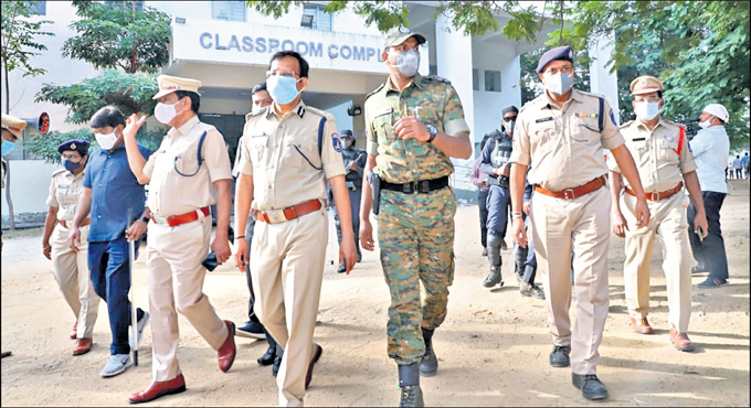 Elaborate arrangements by police ensure incident-free counting