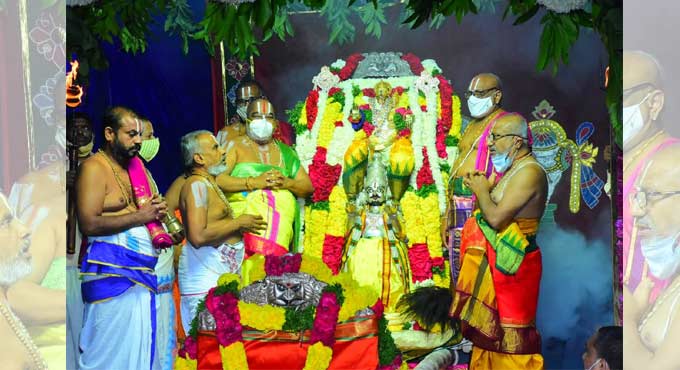 Devotees throng Bhadradri on Vaikunta Ekadasi