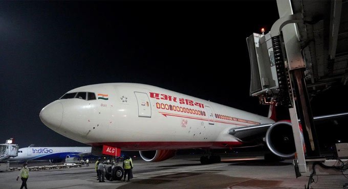Air India’s maiden Chicago-Hyderabad  flight lands at RGIA