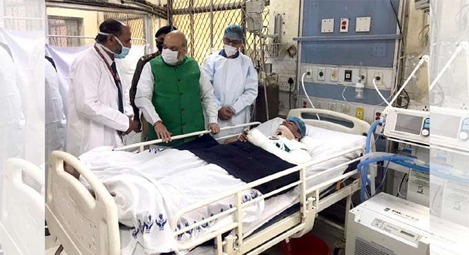 Amit Shah visits hospital to enquire about injured cops in R-Day violence