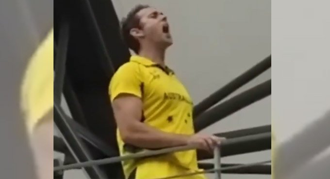 Aussie fan goes “Bharat mata ki jai” in Brisbane after India wins Test