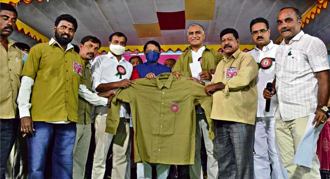 Cooperative society for Siddipet auto drivers