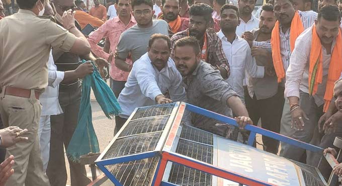 Mild tension prevails in Jagtial’s Metpalli