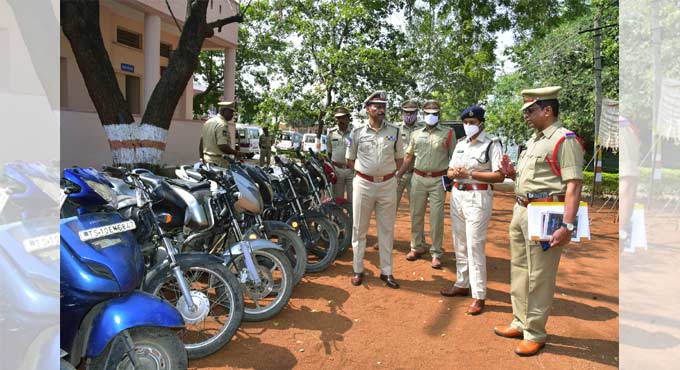 Bike lifters gang busted, nine vehicles recovered in Warangal
