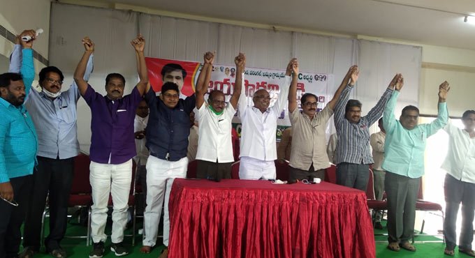 CPI, CPI (M) resolve to check BJP growth in Telangana