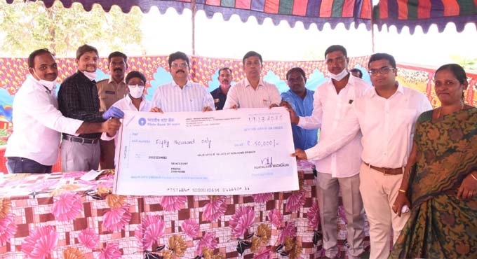 Haridaspur villagers get appreciation from Sangareddy Collector