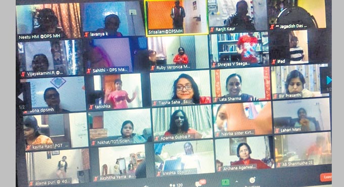 DPS Mahendra Hills: A rocking welcome to New Year