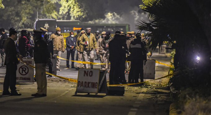 Delhi blast: CCTV shows cab at site, letter warns of ‘trailer’