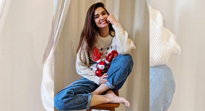 Diana Penty walks into 2021 with Michael Buble’s Feeling Good