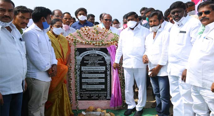 TRS govt’s developmental programmes, welfare schemes unbiased: Jagadish Reddy