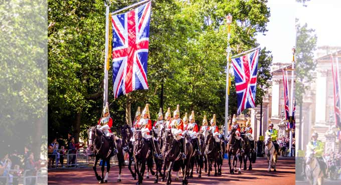 Covid-19: England’s third lockdown legally comes into force