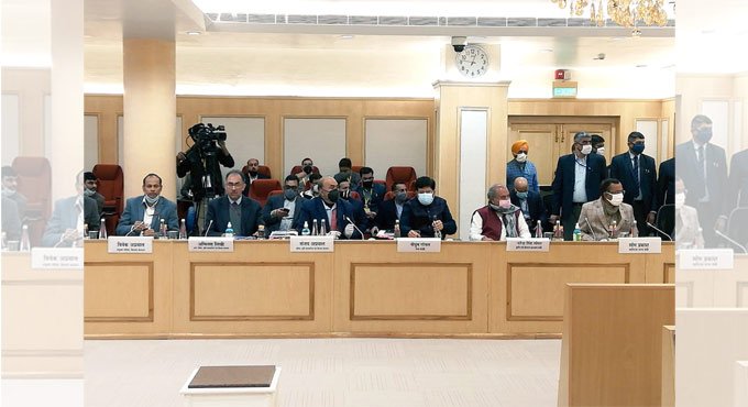 Union ministers start 11th round of talks with protesting farmer unions