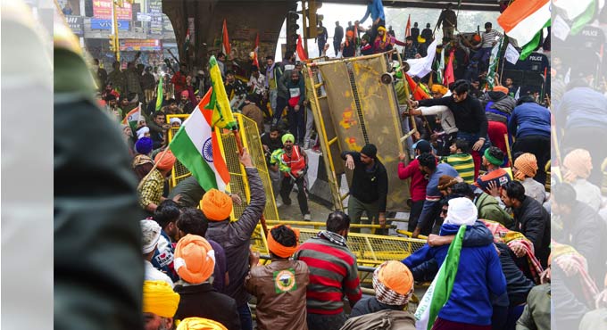 Don’t take law in your hands, maintain peace: Delhi police’s appeal to farmers