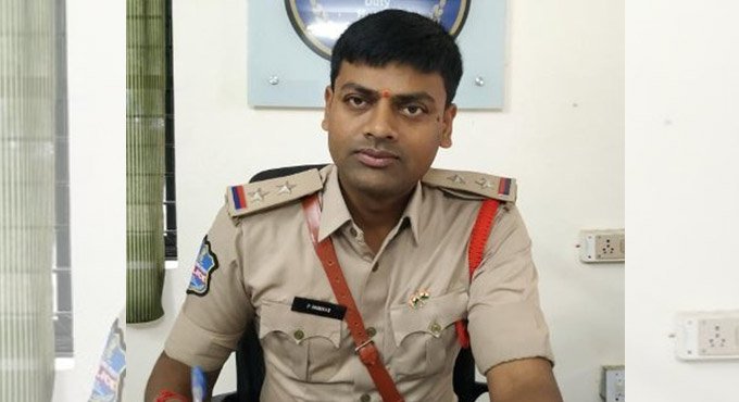 Hathnoora SI suspended for negligence of duty