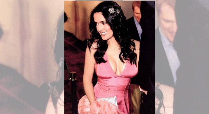 Hollywood star Salma Hayek talks of her ‘wild wild waist’