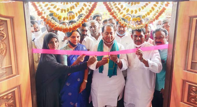 Rythu Vedikas help farmers in many ways: Indrakaran Reddy