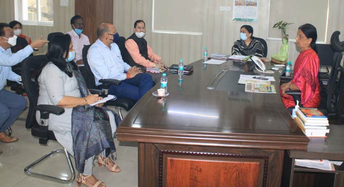 Telangana: Officials instructed to issue academic calendar for students