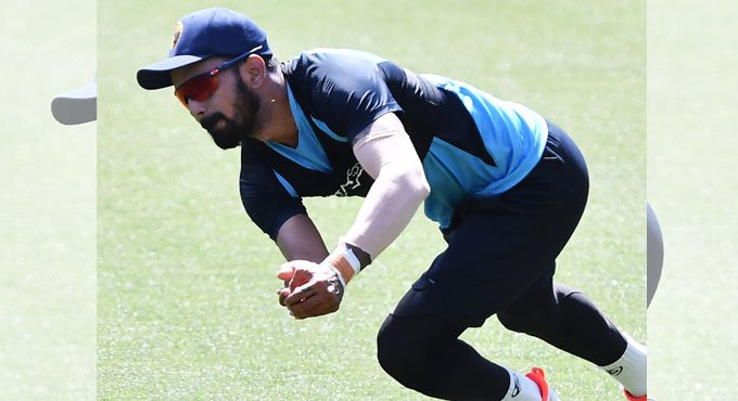 K L Rahul out of Australian tour with wrist injury