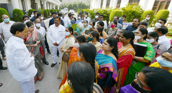 Go for crop rotation, CM KCR advises farmers
