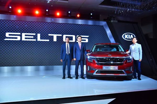 Kia sells 2 lakh cars in 17 months