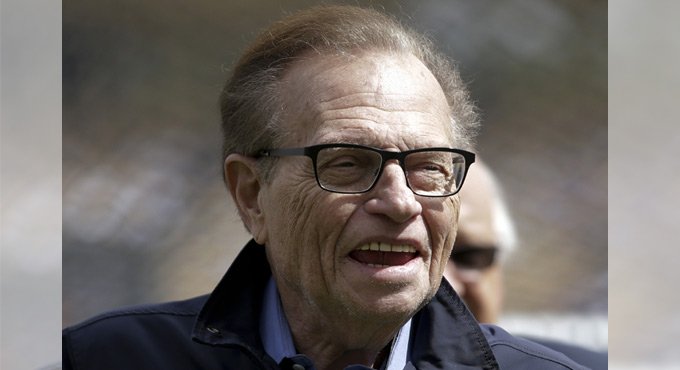 Larry King, broadcasting giant for half-century, dies