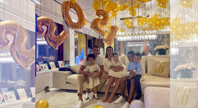 Let’s turn 2021 into a turning point: Ronaldo greets fans on New Year