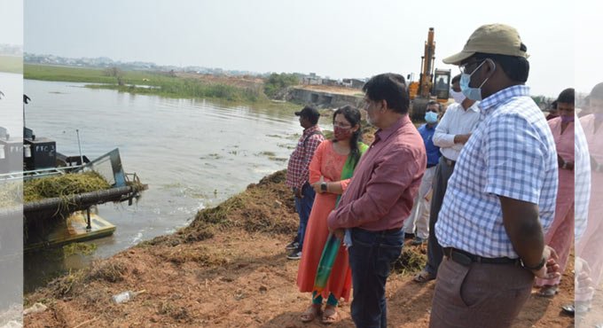 Warangal: Expedite Bhadrakali tank bund development works, officials told