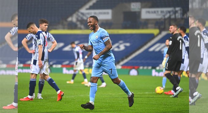 Manchester City thrash West Bromwich to go top of Premier League table